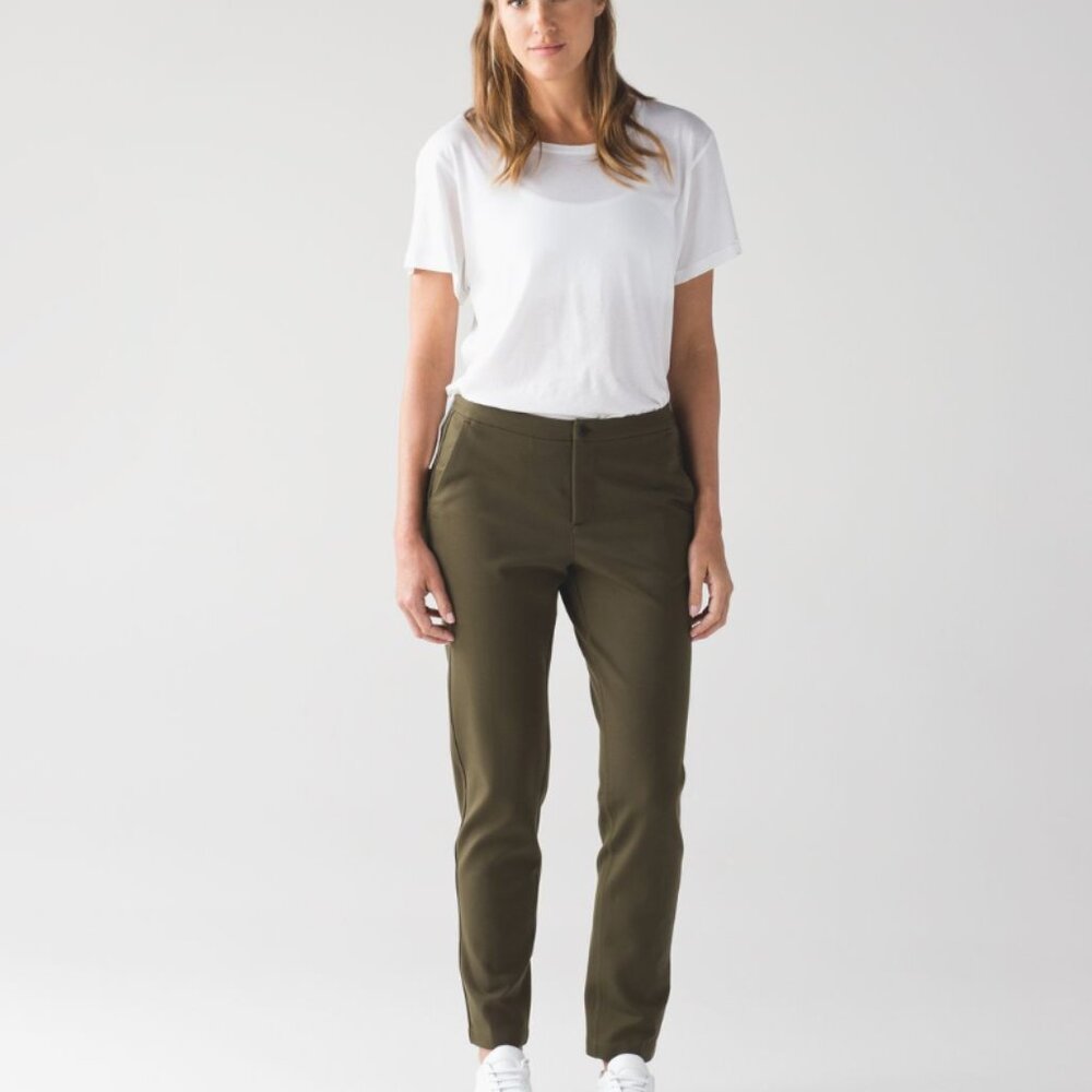 lululemon athletica Olive Straight Leg Pull-On Pants